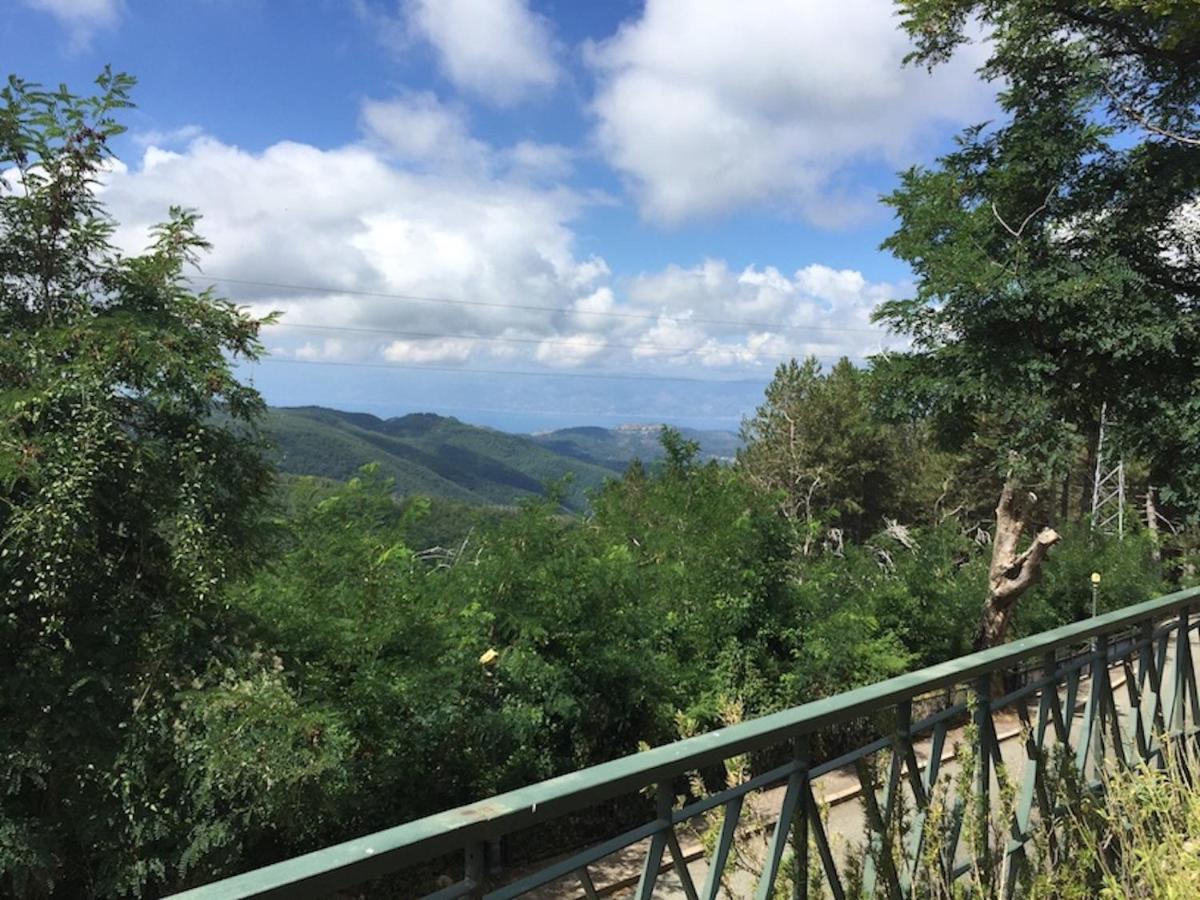 Appartamento Di Montagna Sul Belvedere Di Gambarie Gambarie dʼAspromonte Exteriör bild